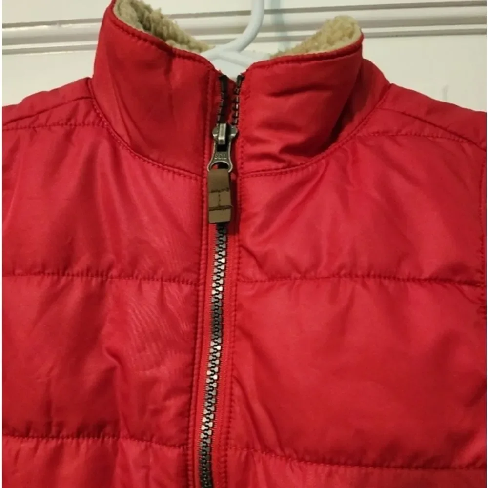 Cutest adorable dapper kids 3T puff best with plaid inside and accebts. Like new